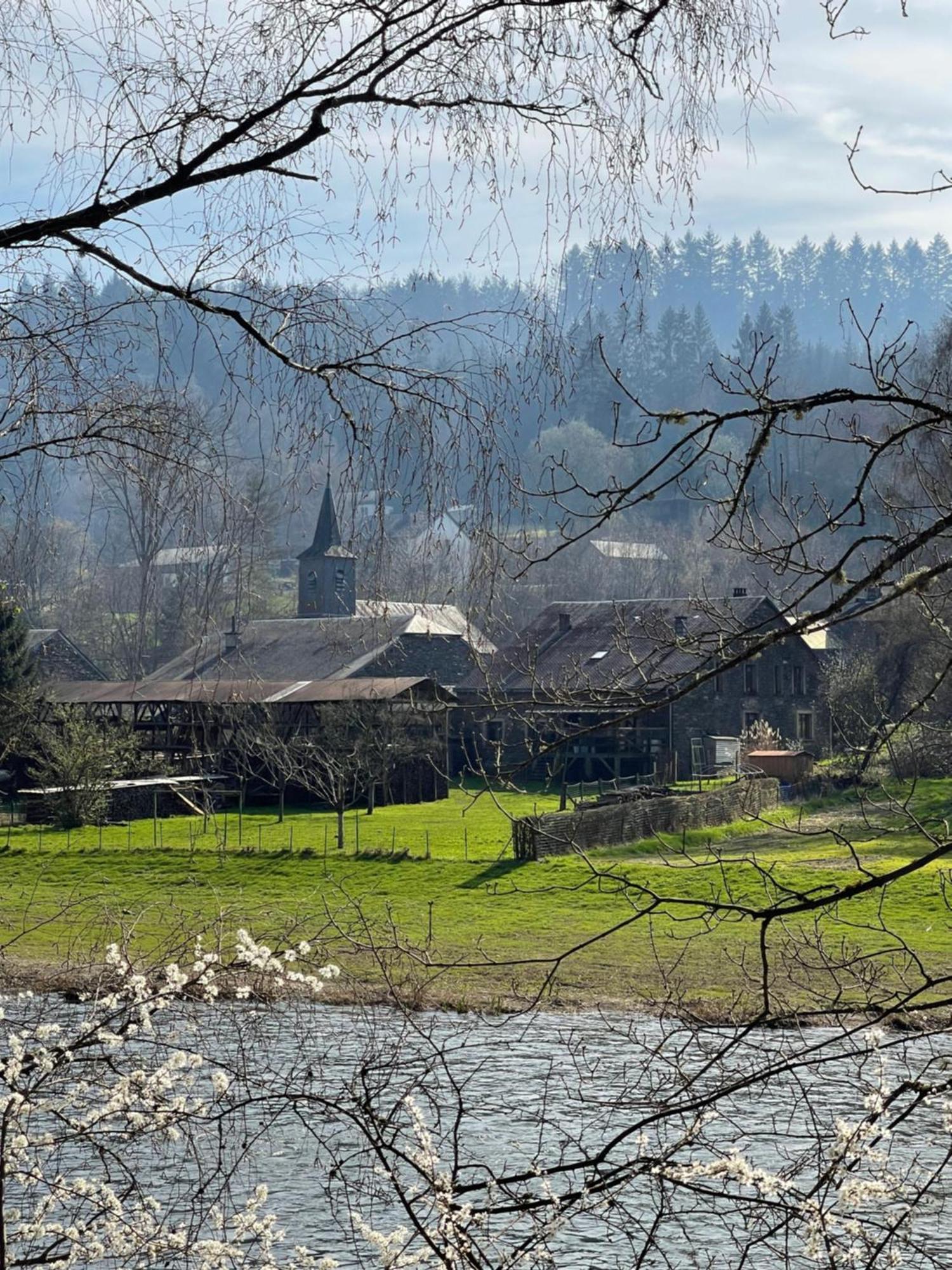 Gite La Semois A Mouzaive Vresse Sur Semois Exterior photo